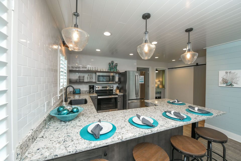 Full Kitchen