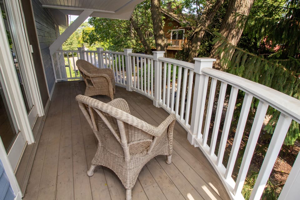 Second Level | Balcony Off the Hallway