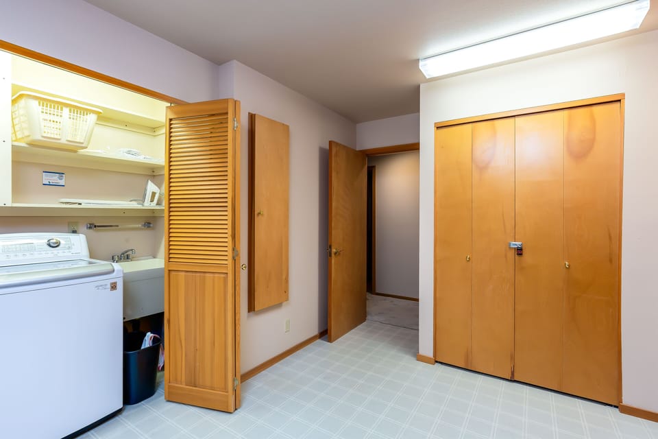 Laundry Room - Upstairs