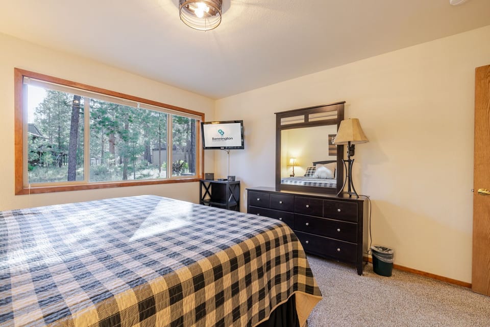 King Bedroom 2 - Main Level