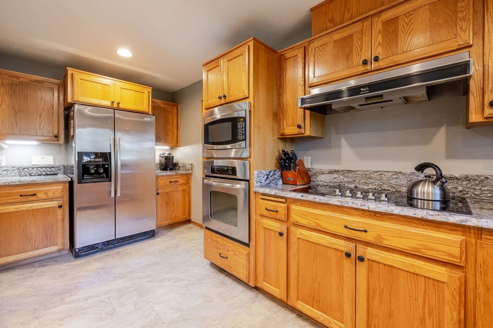Kitchen - Main Level