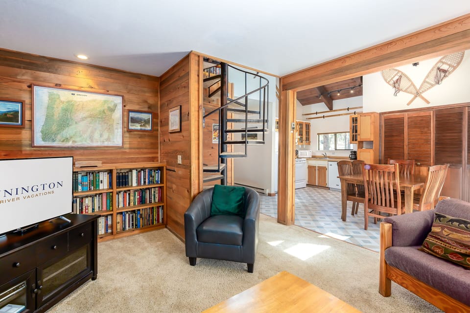 Living Room - Main Level