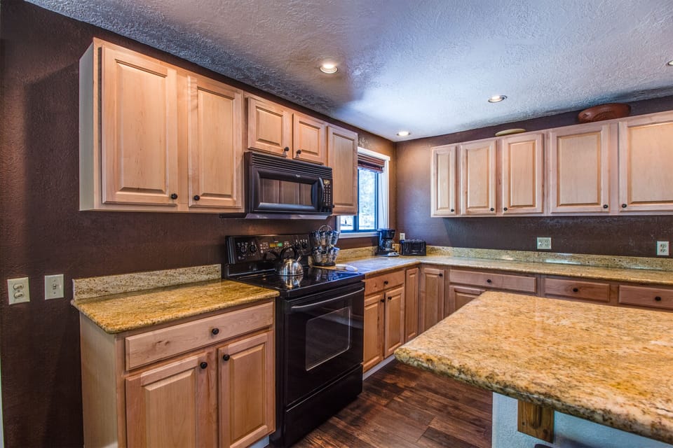 Kitchen - Main Level