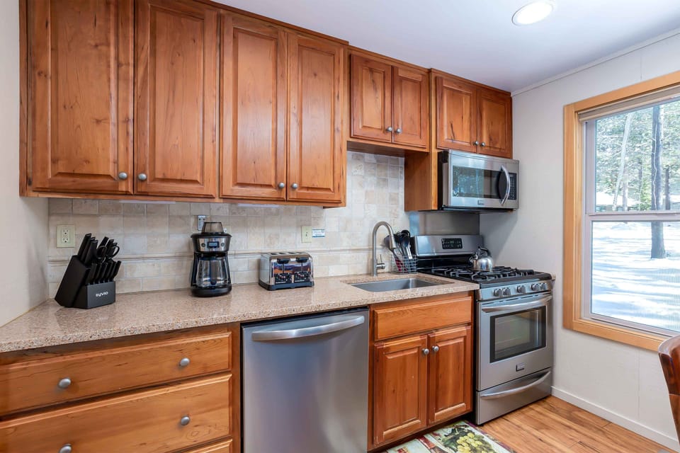 Kitchen - Main Level