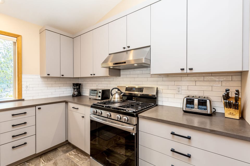 Kitchen - Main Level