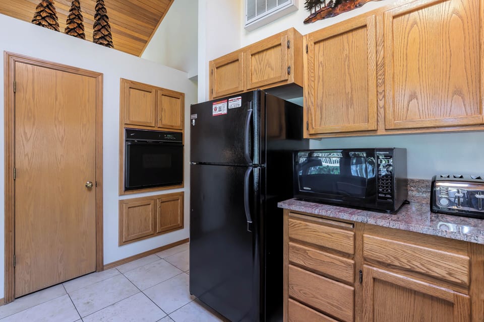 Kitchen - Main Level
