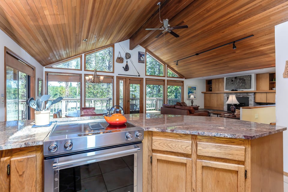 Kitchen - Main Level