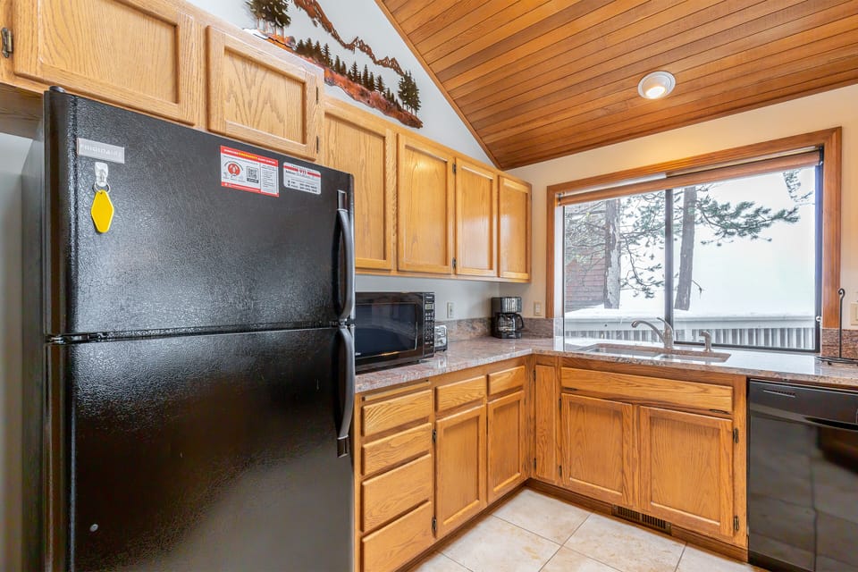 Kitchen - Main Level