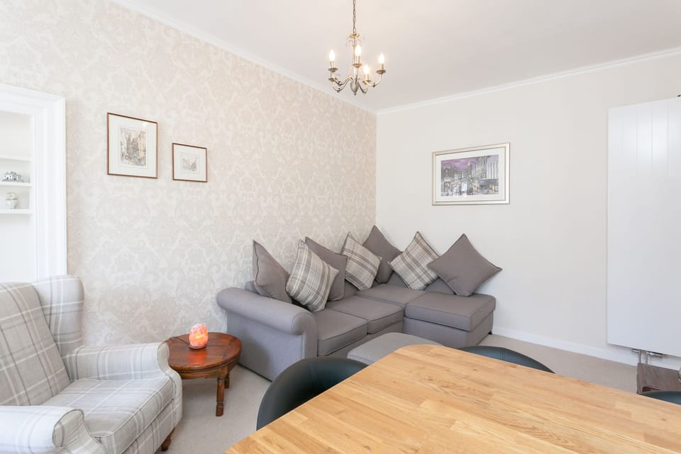 Cosy Living Room 