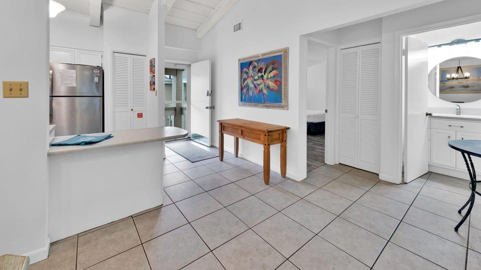 Front Entry Way