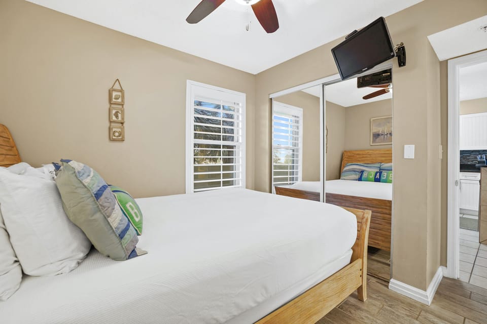 2nd Bedroom