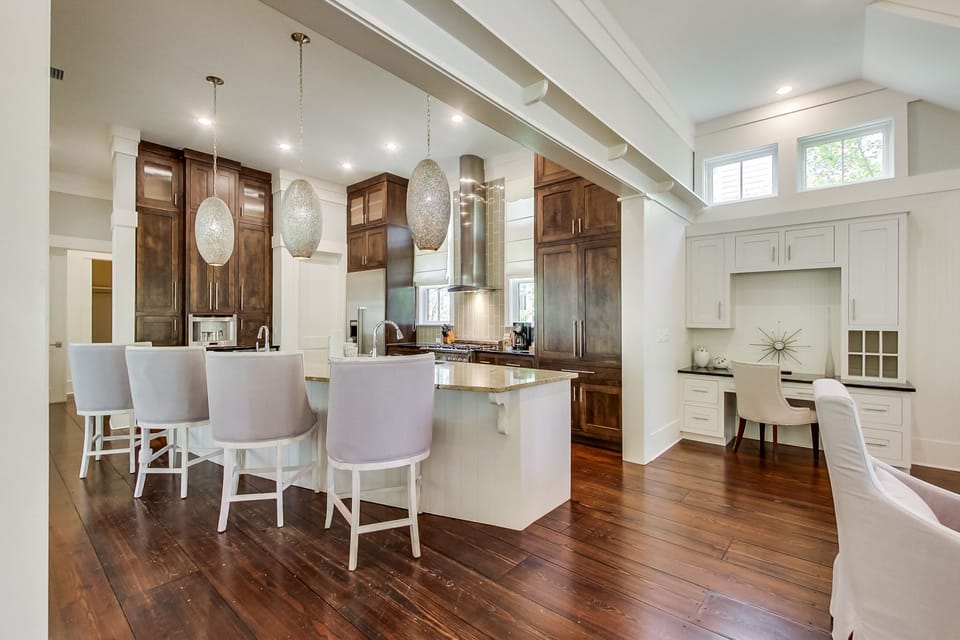 First Floor: Kitchen