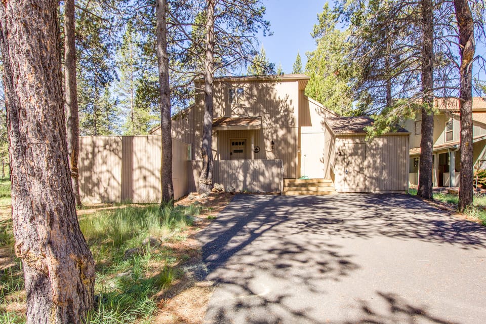 2 Indian Lane