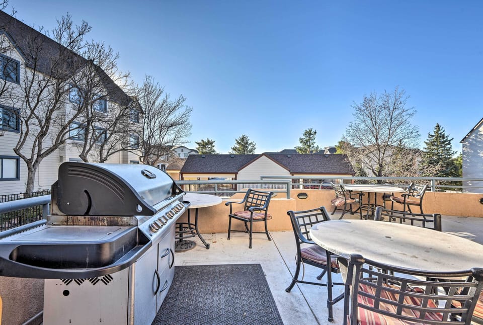 Englewood Vacation Rental | Studio | 1BA | Stairs Required | 350 Sq Ft