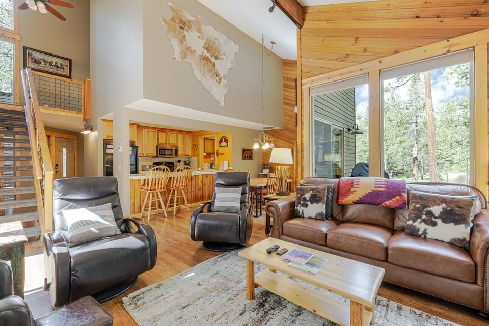 Living Room - Main Level