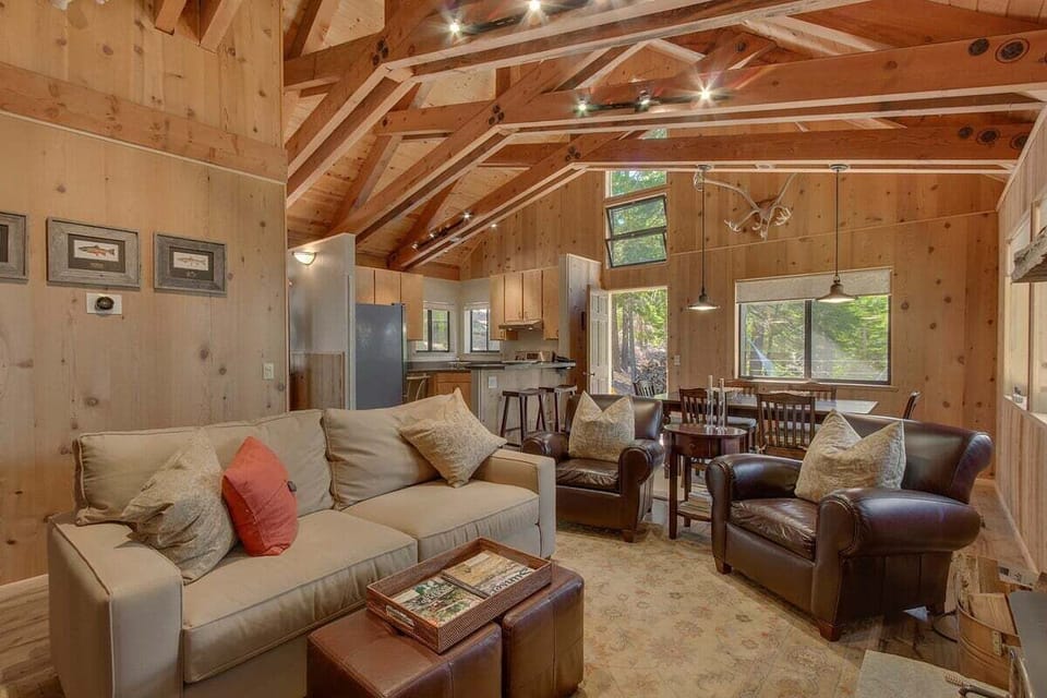 Vaulted ceilings allow bright light