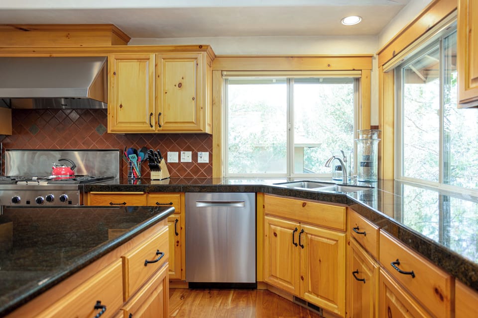 Kitchen - Main Level
