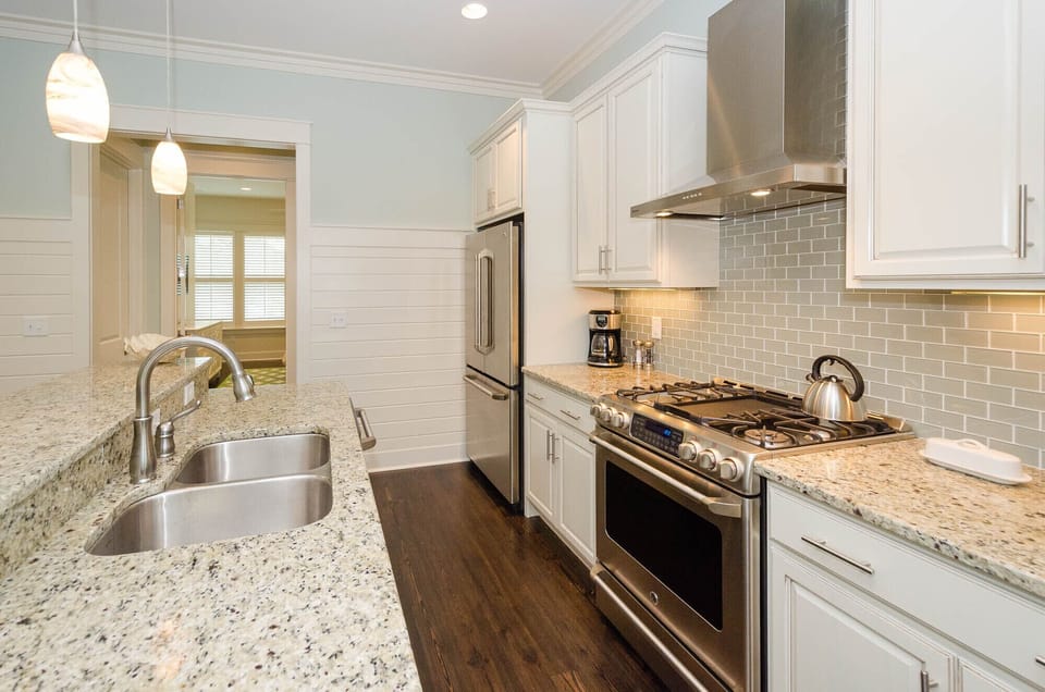First Floor: Kitchen