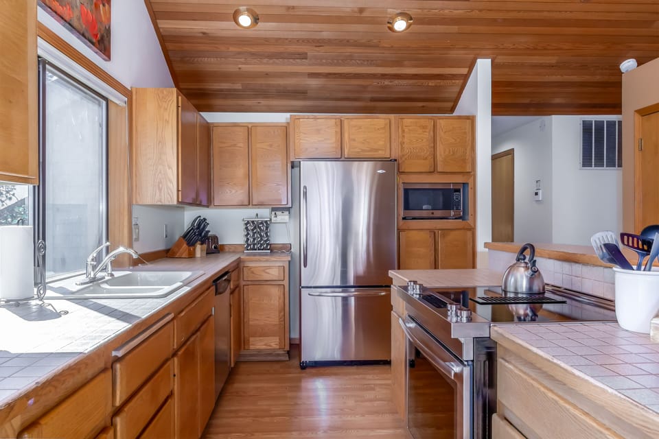 Kitchen - Main Level