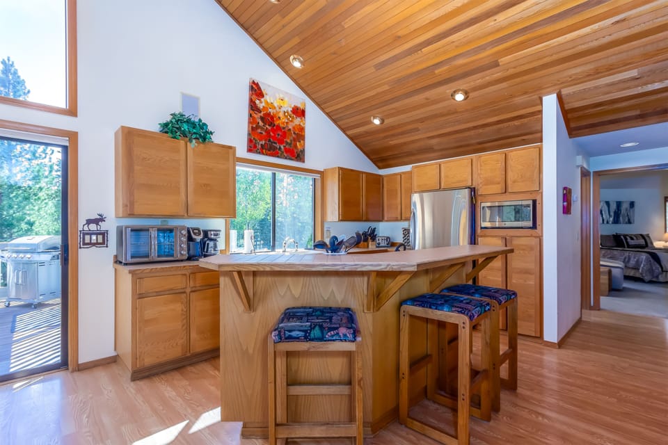 Kitchen - Main Level