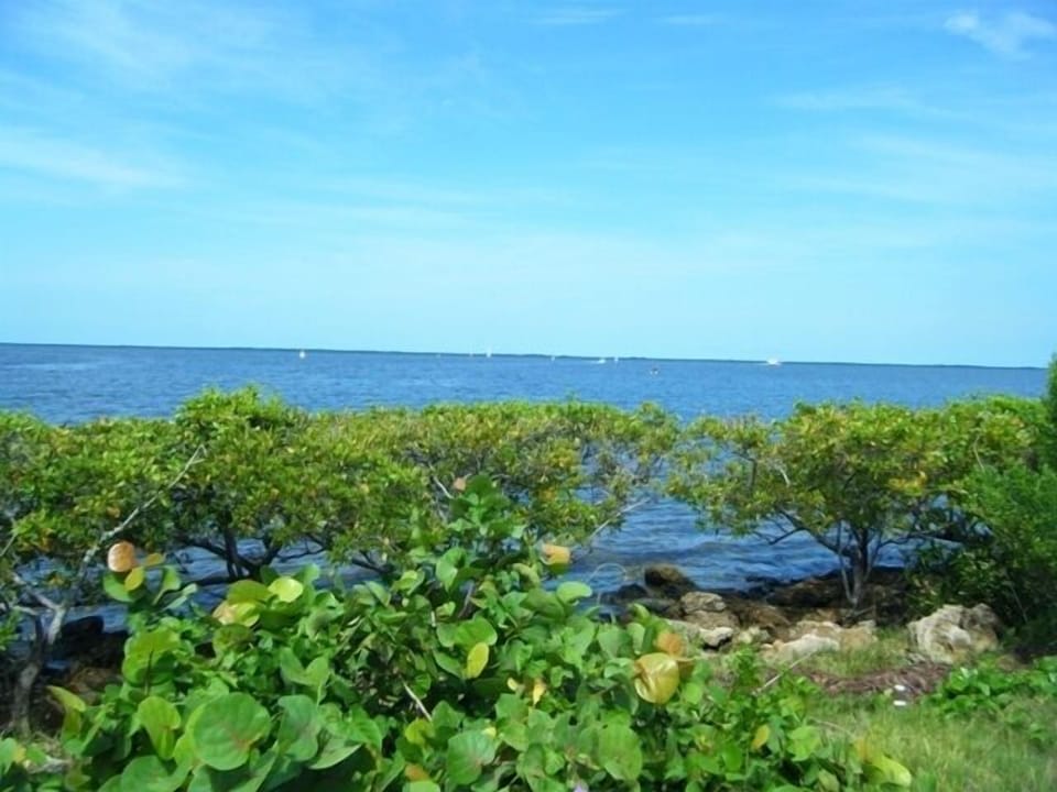 10 mins drive; You will have breath taking views just minutes drive away