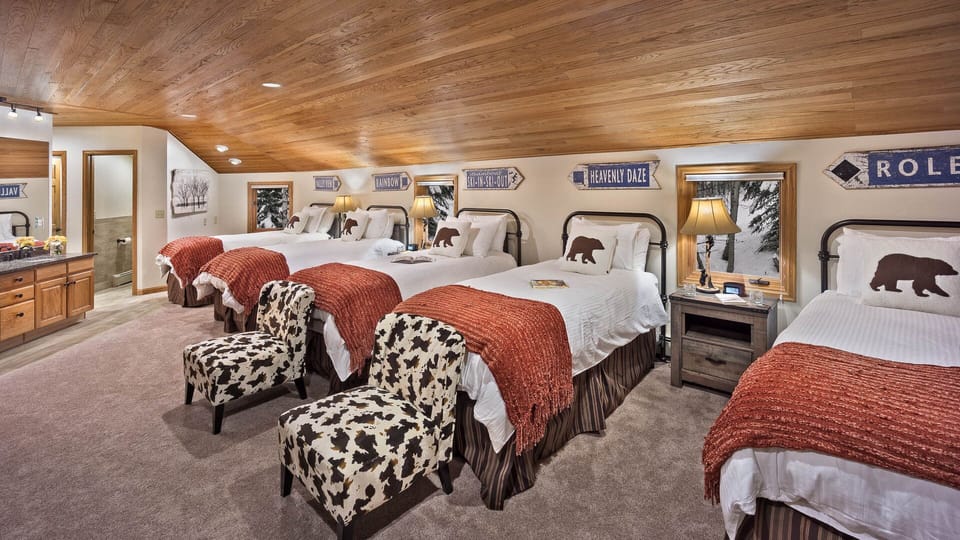 Dorm bedroom