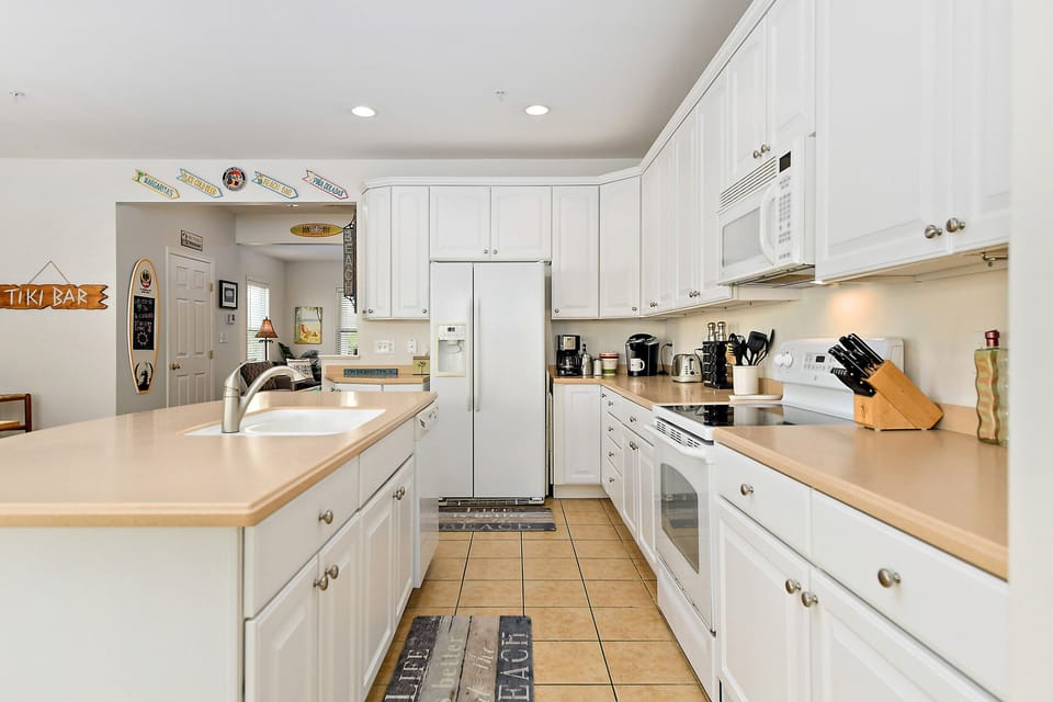 Extensive Countertop Space For Meal Preparation