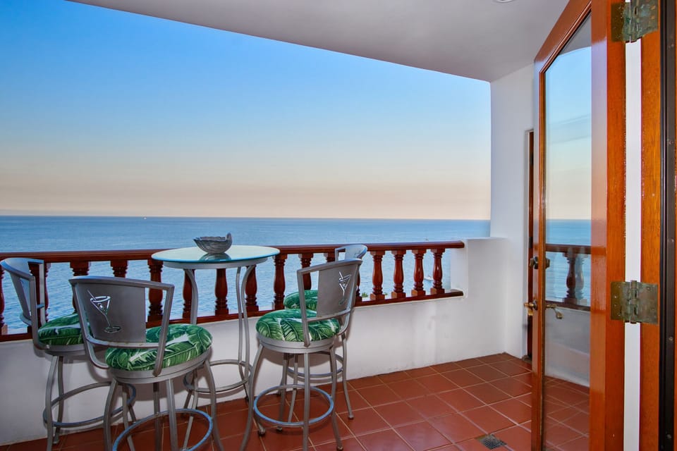 H249 - Balcony View