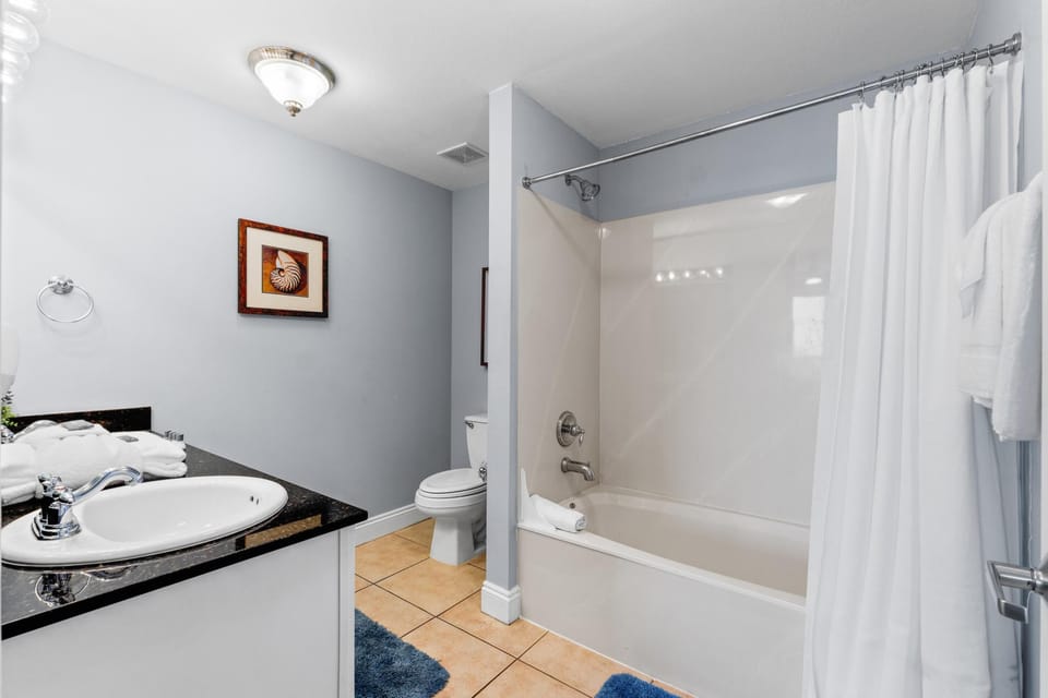 En Suite Bathroom