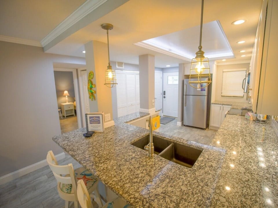 Fully equipped kitchen