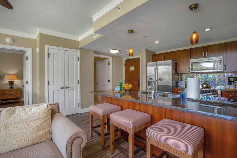Modern kitchen meets breezy living in this beautifully styled retreat