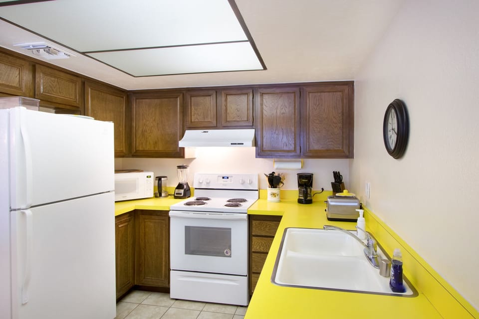 K0120 - Villa De Las Flores Kitchen (1)