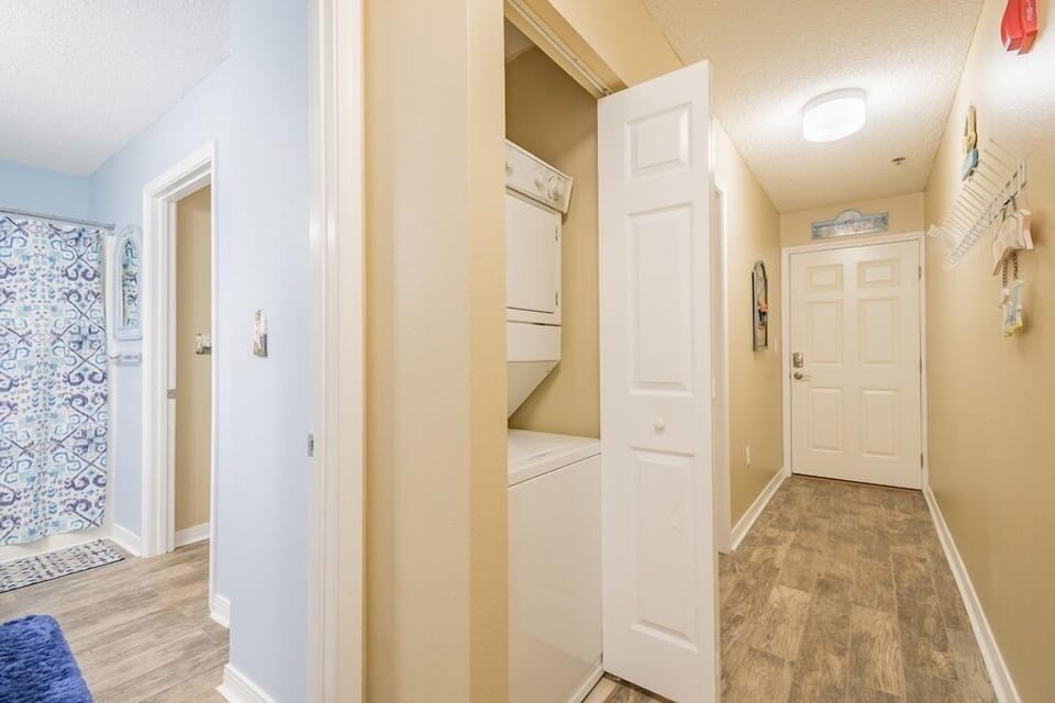 26 Grand Caribbean West 116 In Unit Laundry
