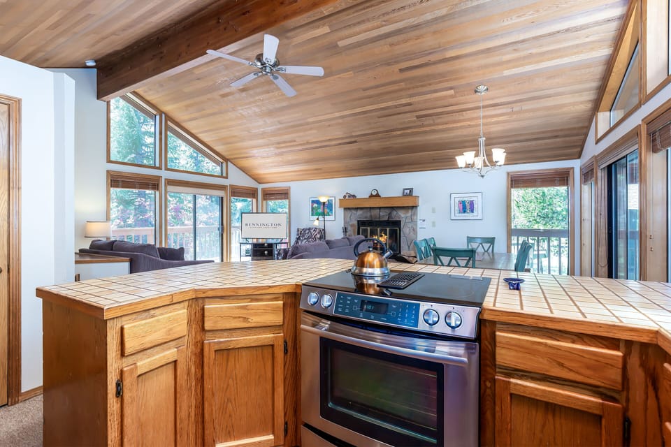 Kitchen - Main Level