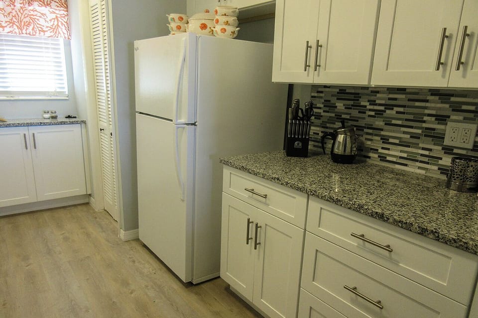 Leonardo Arms 302 Fully Equipped Kitchen