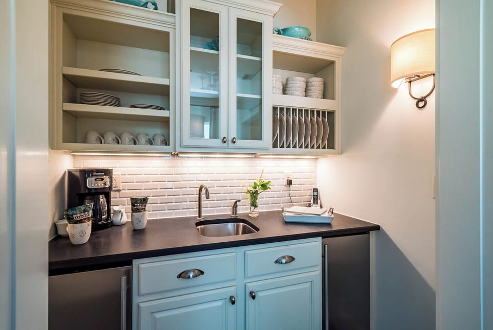 Wet Bar