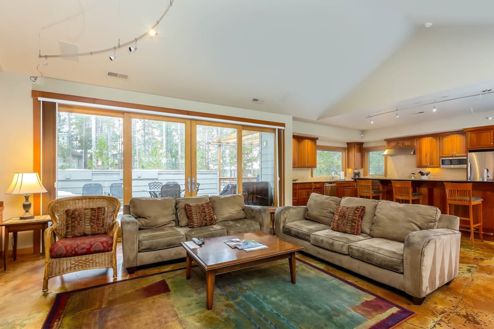 Living Room - Main Level