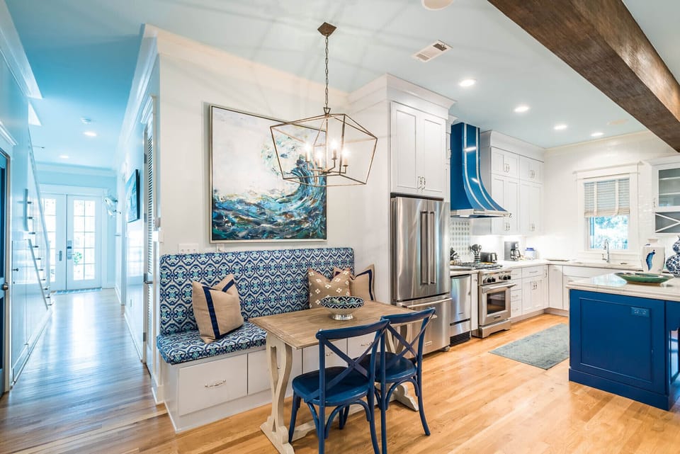 First Floor: Kitchen
