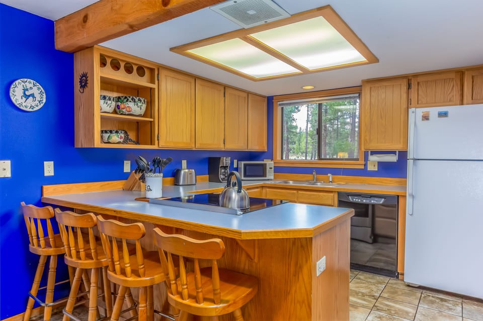 Kitchen - Main Level