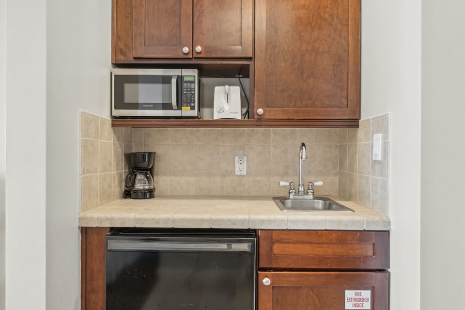 Kitchenette