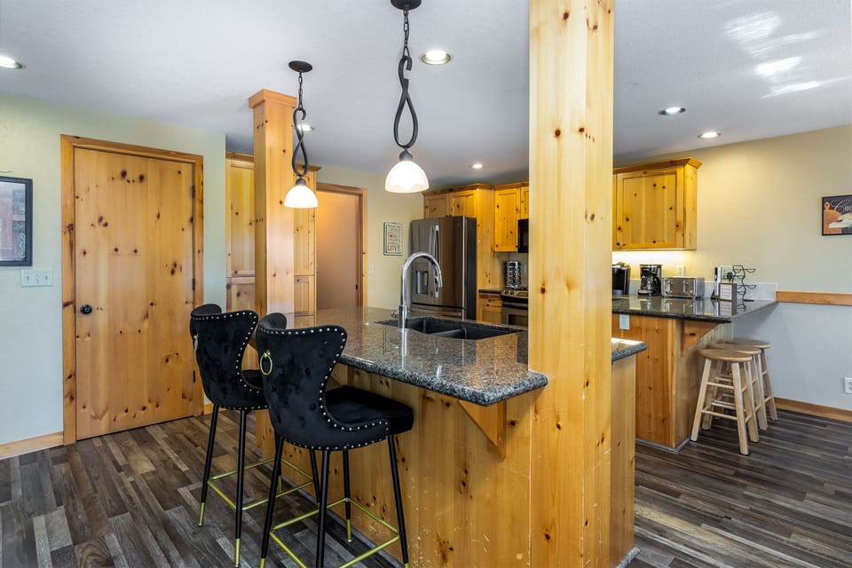Kitchen - Main Level