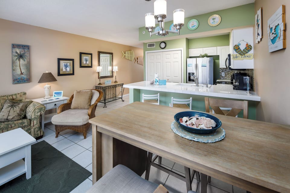 Dining Area - The Dining area is conveniently located in close proximity to the Kitchen