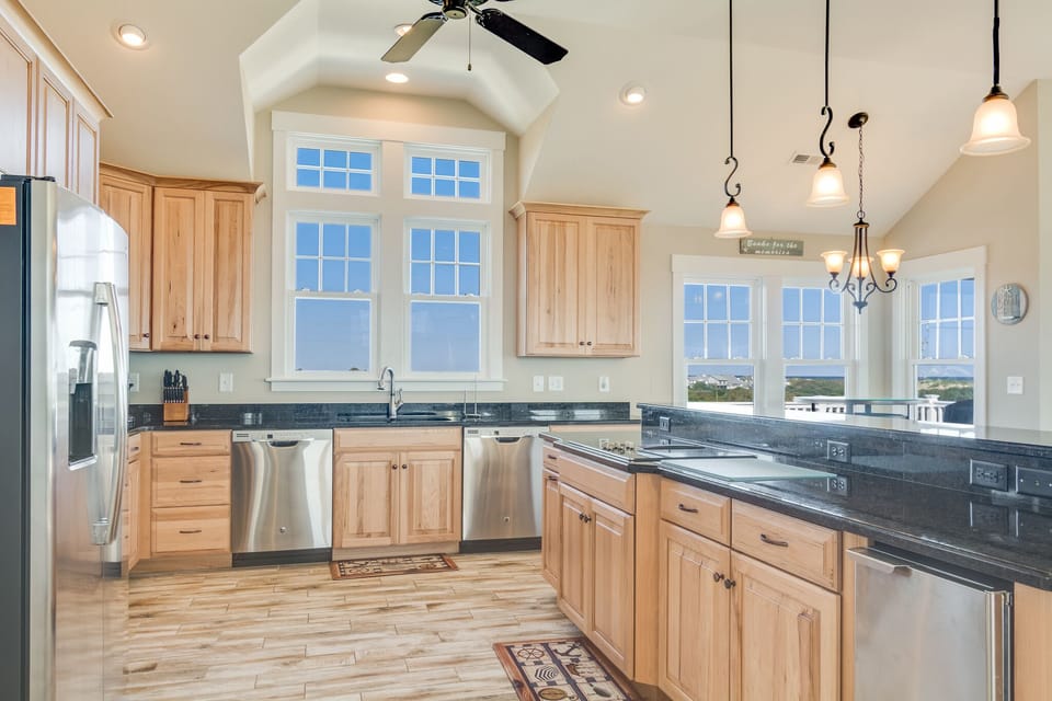 CC210: Banks for the Memories | Top Level Kitchen
