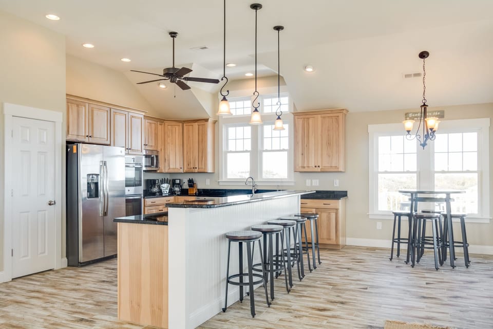 CC210: Banks for the Memories | Top Level Kitchen and Breakfast Nook