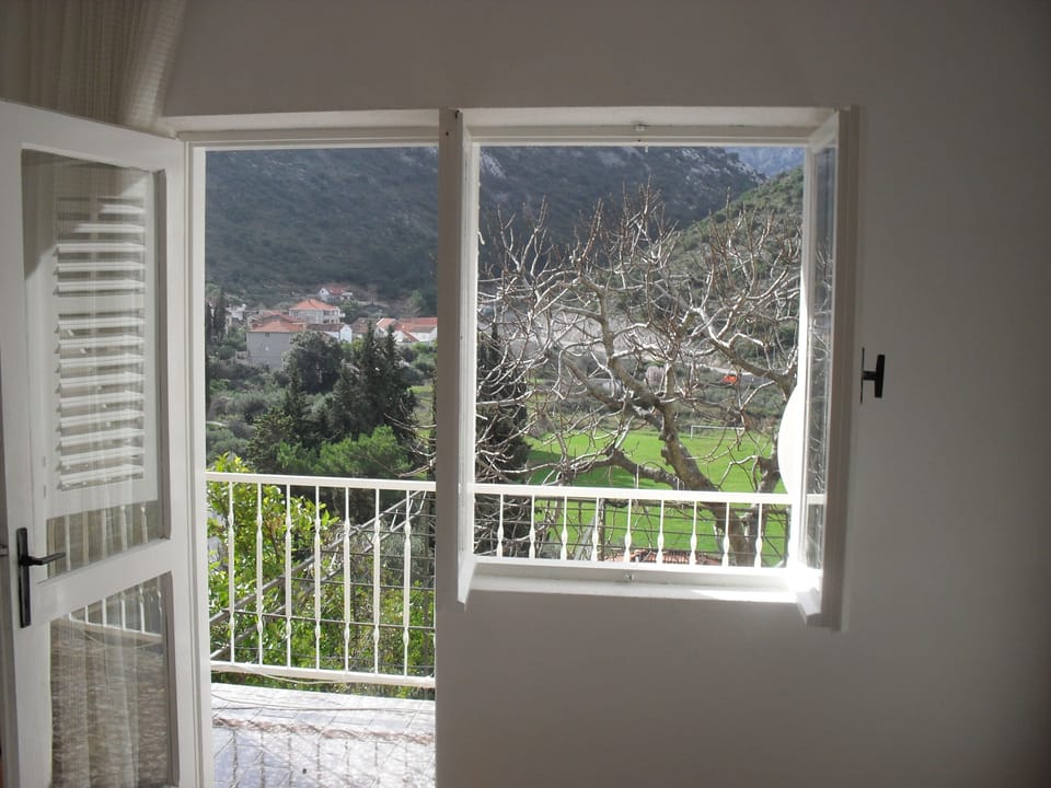 Balcony 1