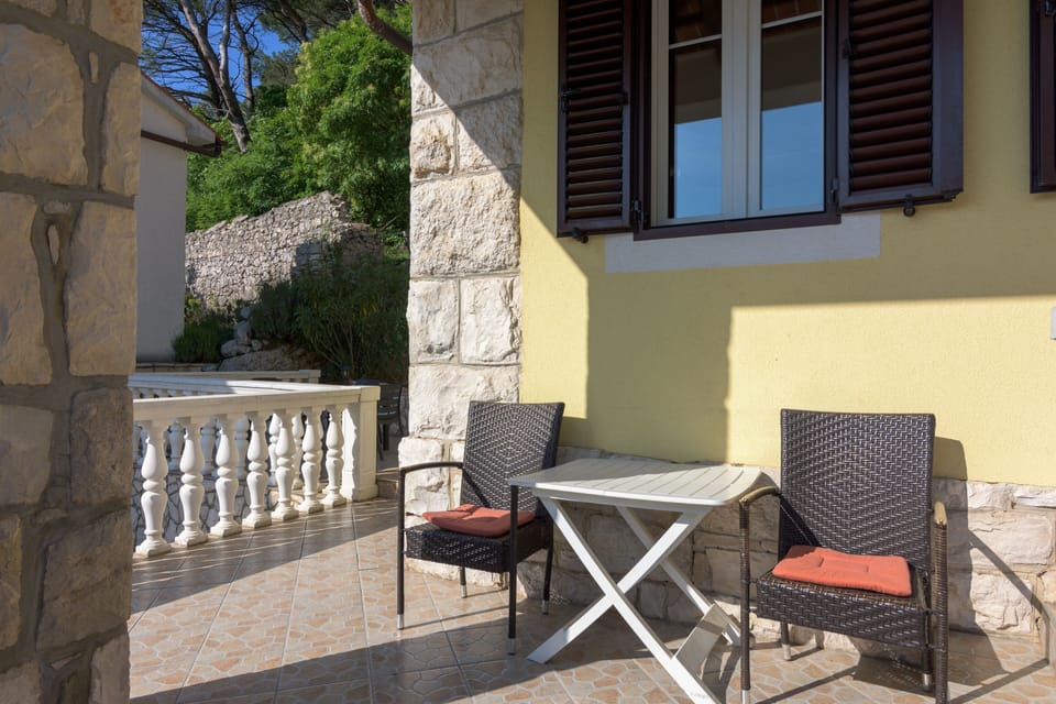 Terrace 2