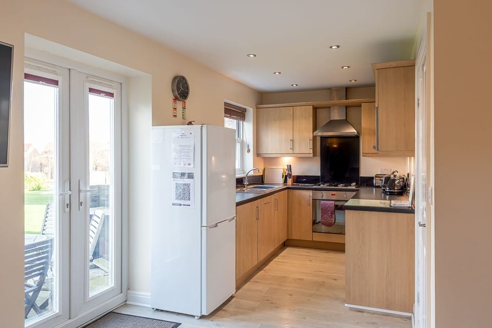 Well-equipped kitchen