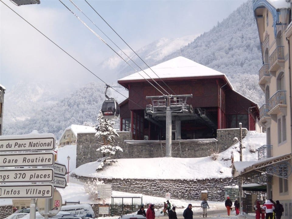 Snow and ski sports