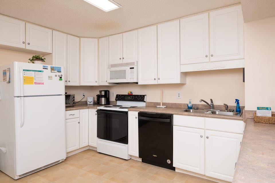 Kitchen - 1st Level East