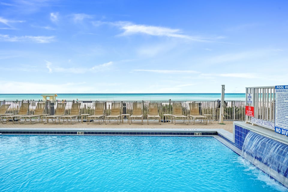 Gulf Front Pool